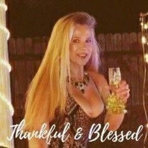 Meet your Posher, Carla